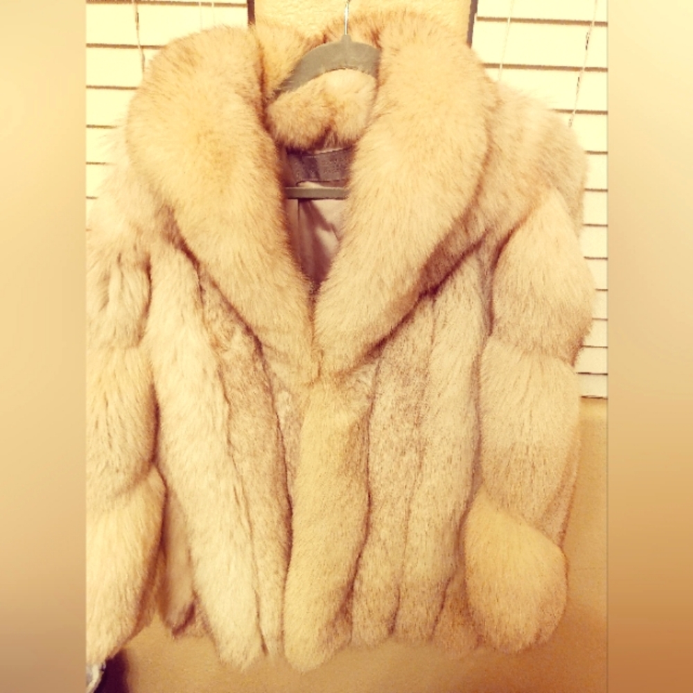 Saga fox fur coat